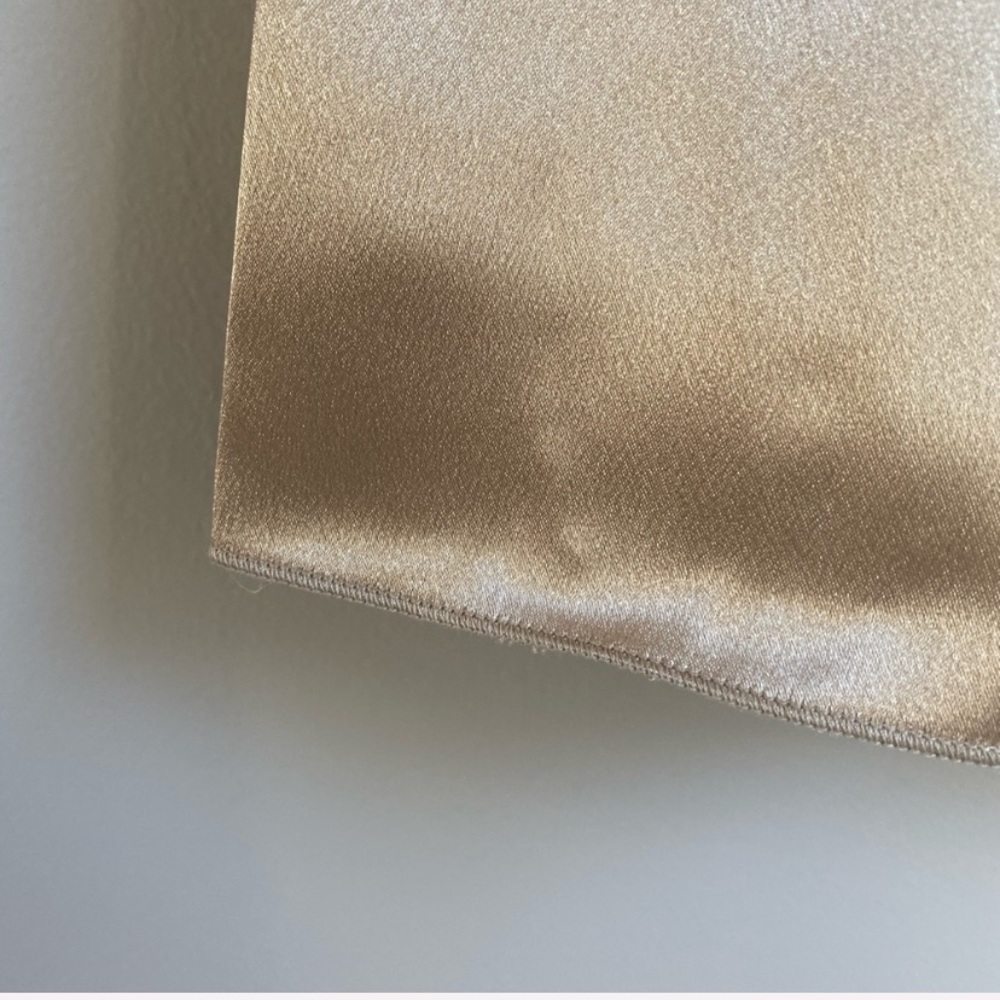 Midi Cream Skirt - Picture 4 of 6